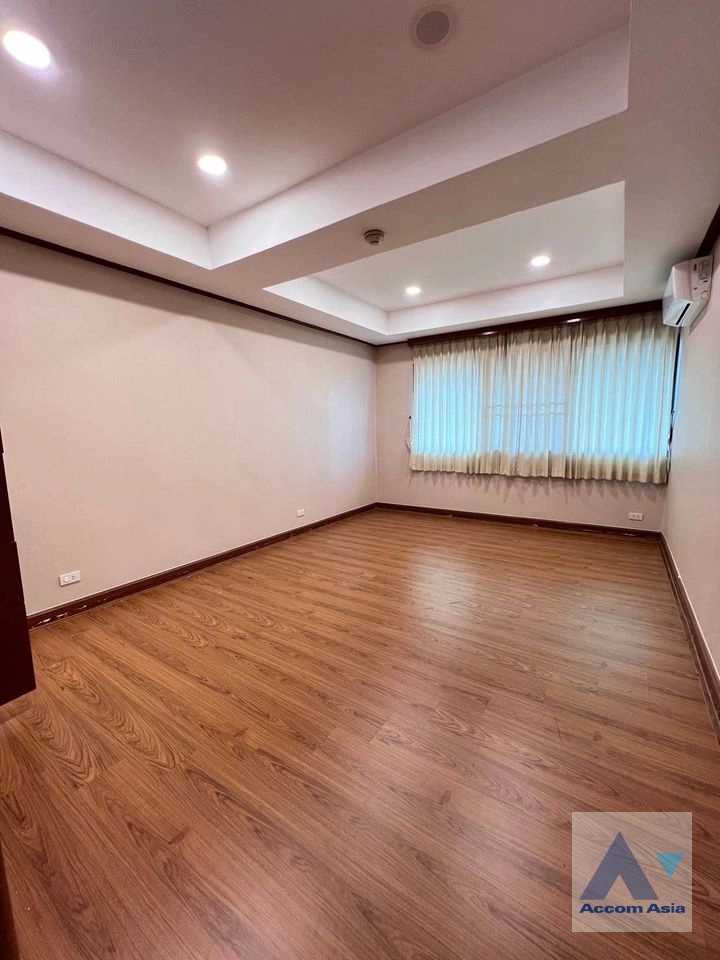 13  4 br Condominium for rent and sale in Sukhumvit ,Bangkok BTS Phrom Phong at Mano Tower AA39829