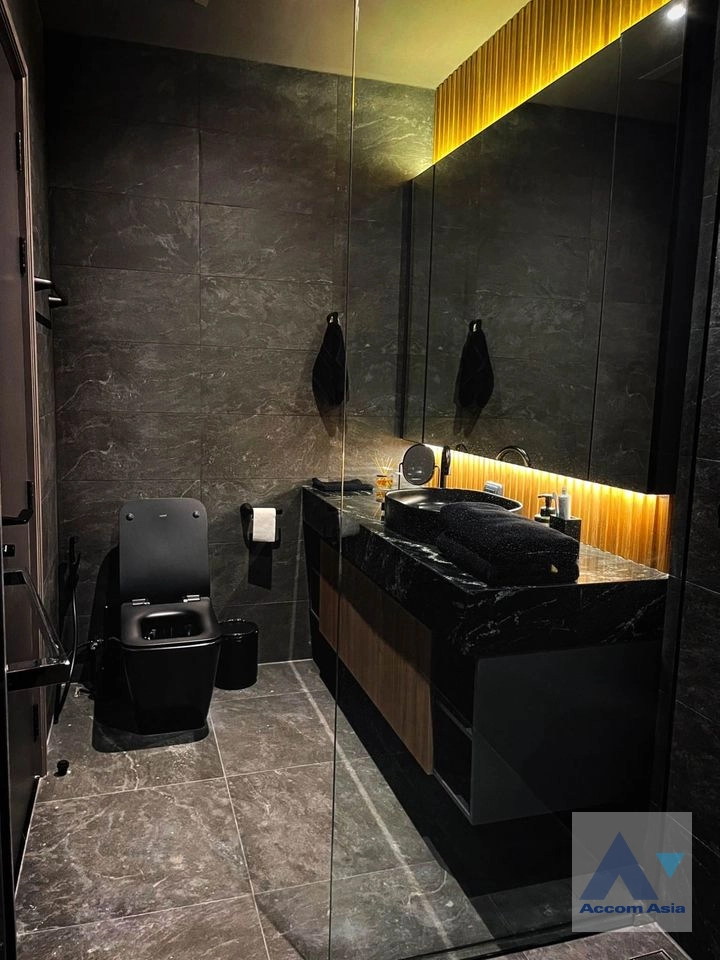 10  1 br Condominium for rent and sale in Ploenchit ,Bangkok BTS Ploenchit at MUNIQ Langsuan AA39840