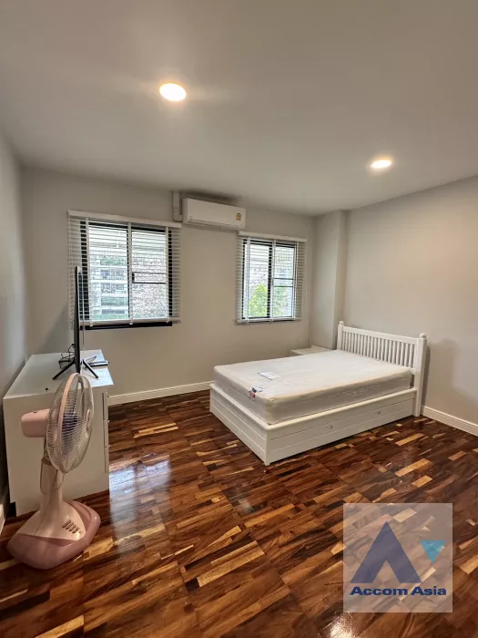 7  3 br Townhouse for rent and sale in Sukhumvit ,Bangkok BTS Asok - MRT Sukhumvit at Kiarti Thanee City AA39844