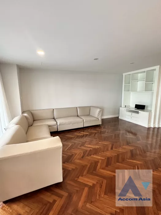 unitPet friendly |  3 Bedrooms  Townhouse For Rent & Sale in Sukhumvit, Bangkok  near BTS Asok - MRT Sukhumvit (AA39844)