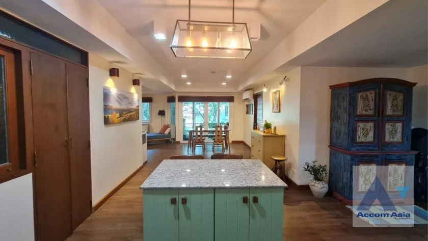 unitGround Floor |  3 Bedrooms  Condominium For Sale in Ratchadaphisek, Bangkok  near MRT Phetchaburi (AA39846)