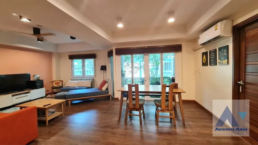 Ground Floor | Brighton Place Condominium  3 Bedroom for Sale MRT Phetchaburi in Ratchadaphisek Bangkok