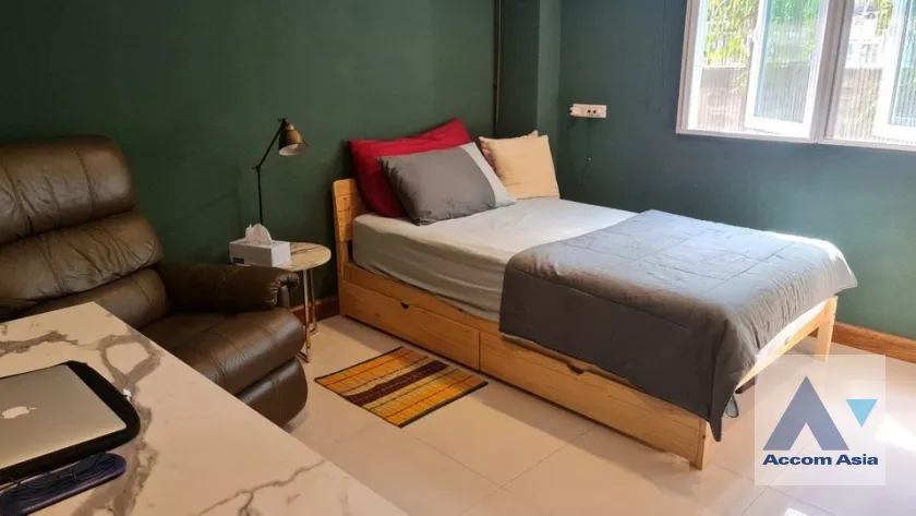 17  3 br Condominium For Sale in Ratchadaphisek ,Bangkok MRT Phetchaburi at Brighton Place AA39846