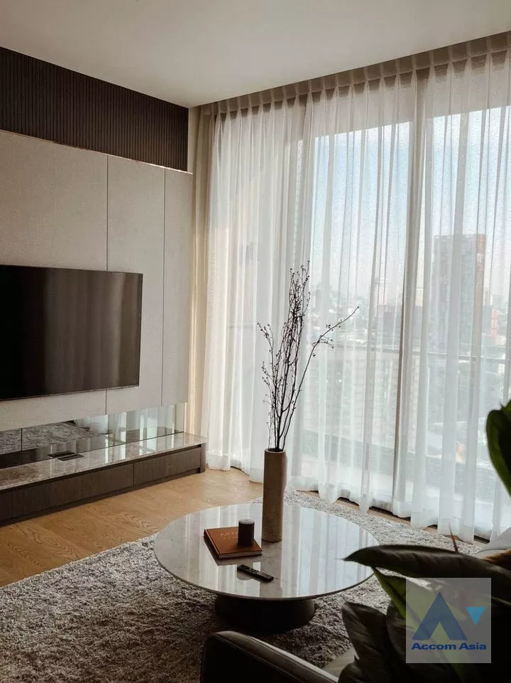 unit 1 Bedroom  Condominium For Rent & Sale in Sukhumvit, Bangkok  near BTS Thong Lo (AA39855)