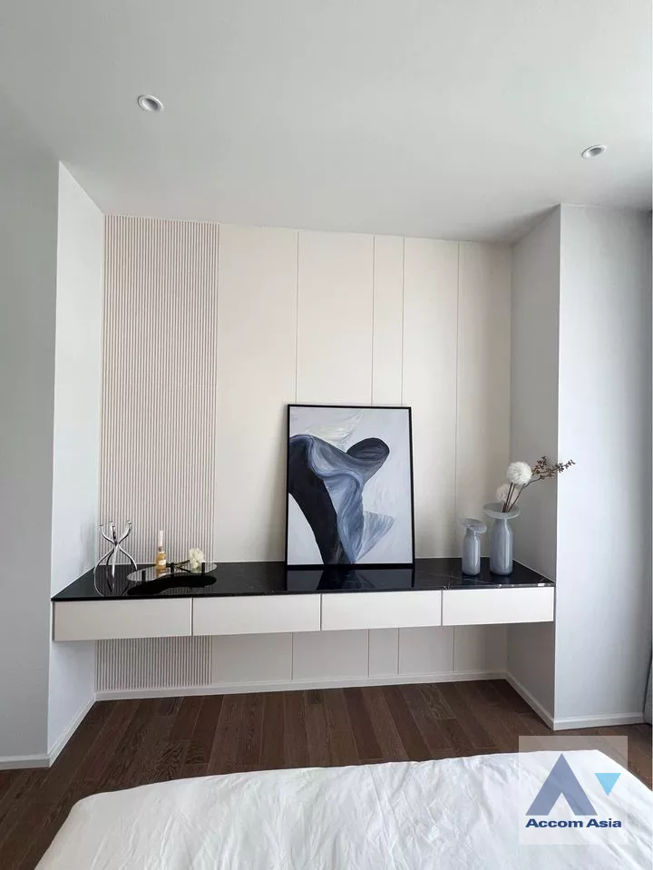 11  1 br Condominium For Rent in Ploenchit ,Bangkok BTS Ploenchit at MUNIQ Langsuan AA39857