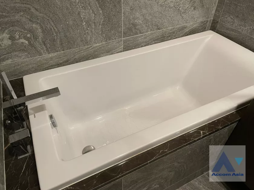 9  1 br Condominium For Rent in Sukhumvit ,Bangkok BTS Thong Lo at The Esse Sukhumvit 36 AA39863