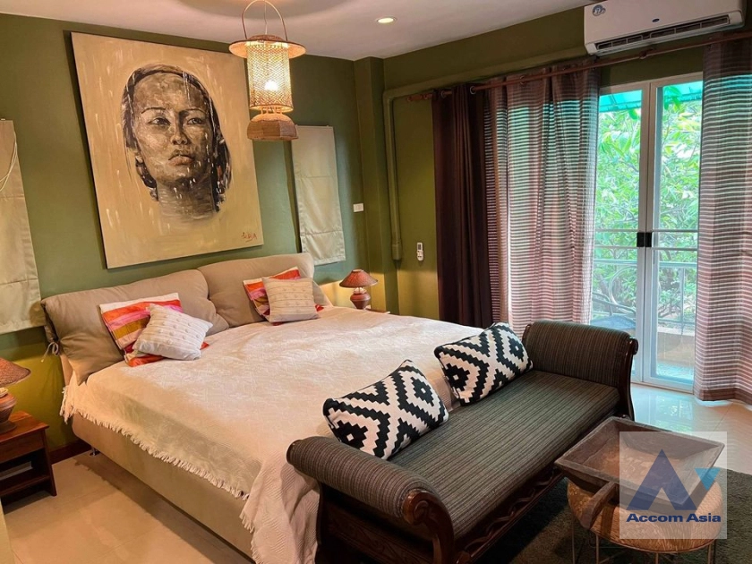 19  3 br Townhouse for rent and sale in Sukhumvit ,Bangkok BTS Punnawithi AA39864