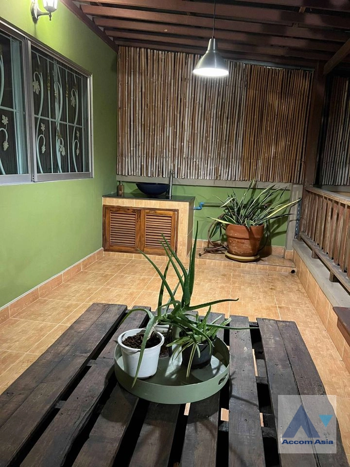 17  3 br Townhouse for rent and sale in Sukhumvit ,Bangkok BTS Punnawithi AA39864