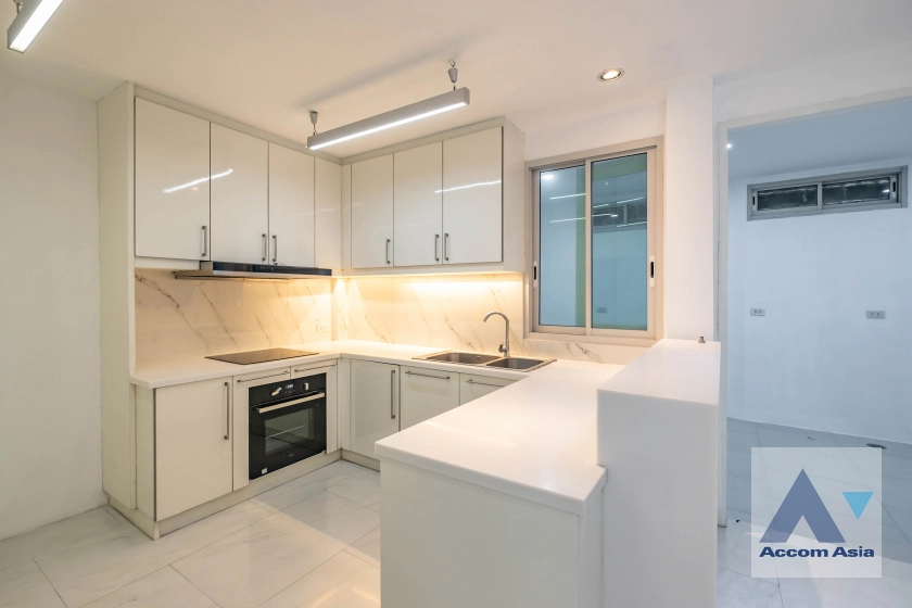 9  4 br House For Sale in Sukhumvit ,Bangkok BTS Asok AA39878