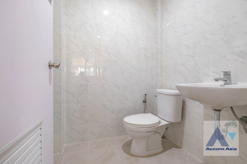 14  4 br House For Sale in Sukhumvit ,Bangkok BTS Asok AA39878