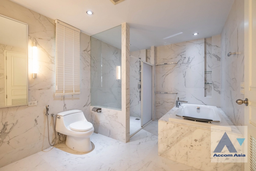 18  4 br House For Sale in Sukhumvit ,Bangkok BTS Asok AA39878