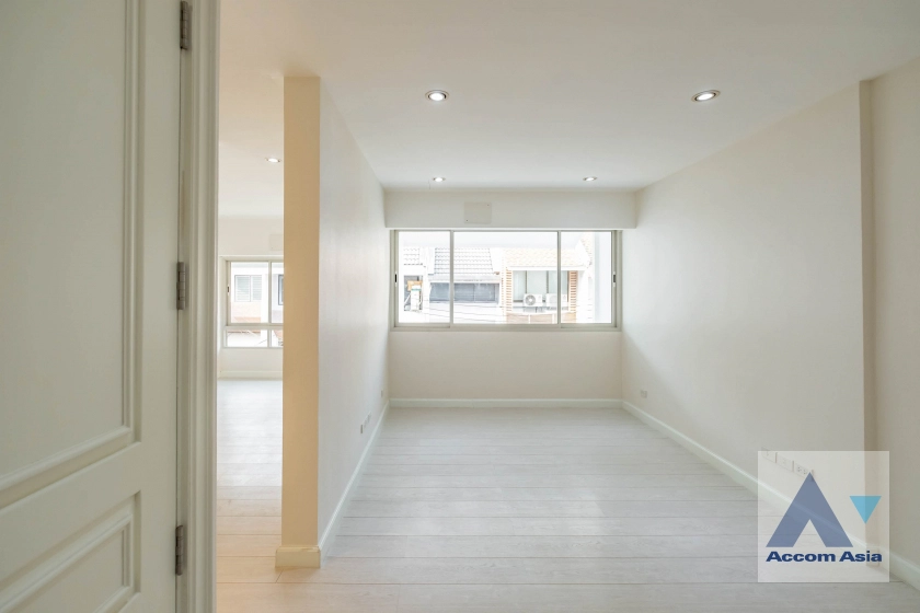 25  4 br House For Sale in Sukhumvit ,Bangkok BTS Asok AA39878