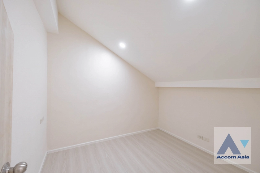 36  4 br House For Sale in Sukhumvit ,Bangkok BTS Asok AA39878