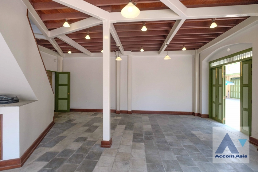  1  3 br Townhouse For Rent in Silom ,Bangkok  at Chumchon Luenrit AA39888