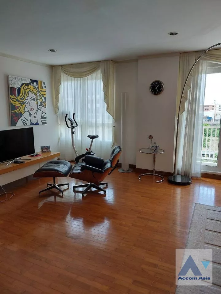  1  3 br Condominium For Sale in Sukhumvit ,Bangkok BTS Nana at Baan Siri Sukhumvit 13 AA39891