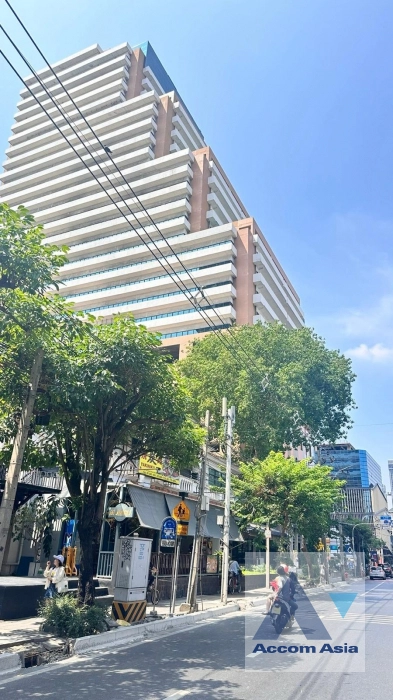 12  Office Space For Rent in Sukhumvit ,Bangkok BTS Ekkamai at Sorachai Building AA39895