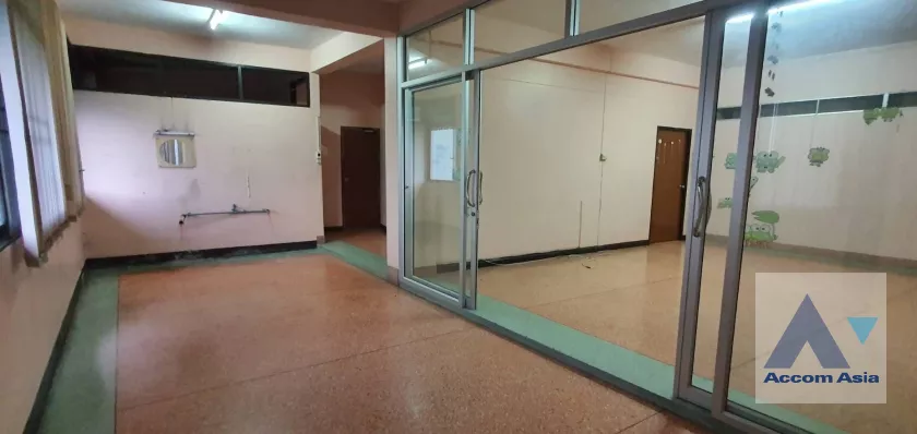 unit Shophouse For Rent in Rama 3, Bangkok  (AA39901)