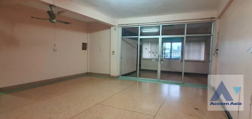 unit Shophouse For Rent in Rama 3, Bangkok  (AA39901)