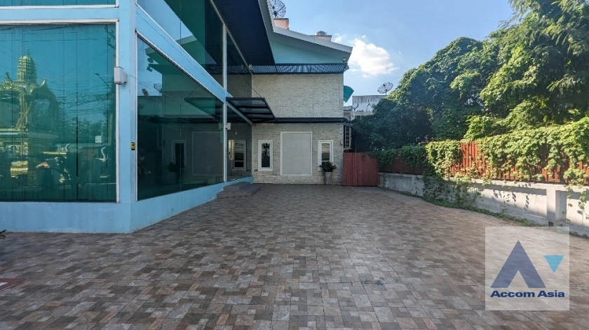 9  House for rent and sale in Lat Phrao ,Bangkok  AA39906