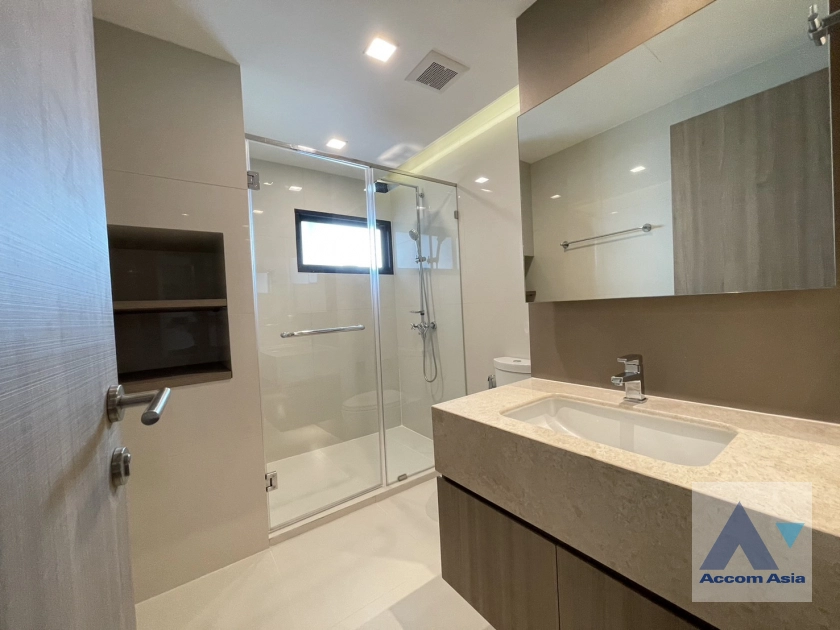 7  3 br Apartment For Rent in Sukhumvit ,Bangkok BTS Ekkamai at Pet Friendly Residence AA39917