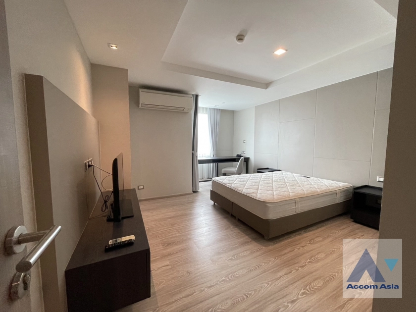 8  3 br Apartment For Rent in Sukhumvit ,Bangkok BTS Ekkamai at Pet Friendly Residence AA39918