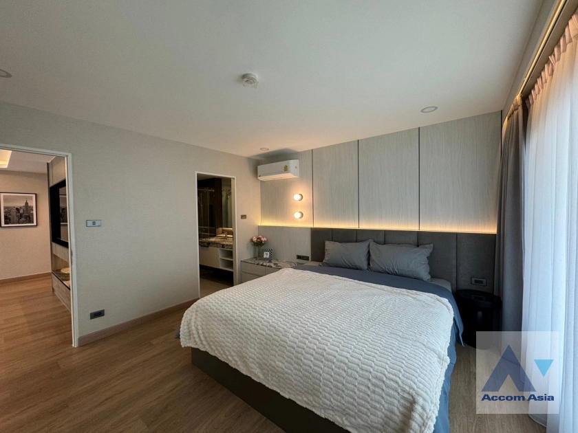 17  3 br Condominium for rent and sale in Ploenchit ,Bangkok BTS Ploenchit at Navin Court AA39924