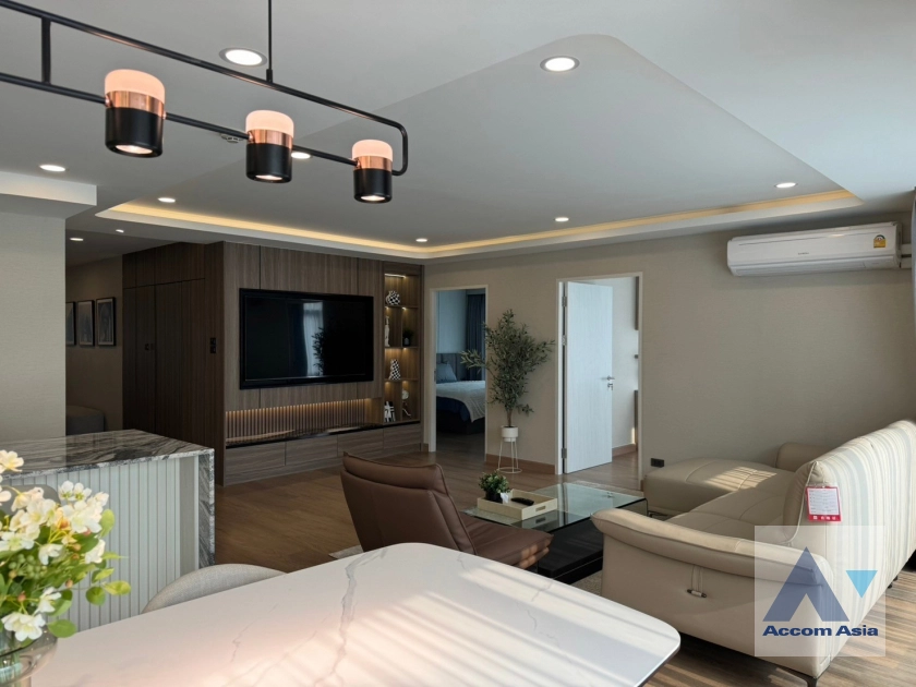 7  3 br Condominium for rent and sale in Ploenchit ,Bangkok BTS Ploenchit at Navin Court AA39924