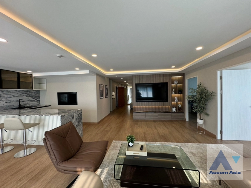  1  3 br Condominium for rent and sale in Ploenchit ,Bangkok BTS Ploenchit at Navin Court AA39924