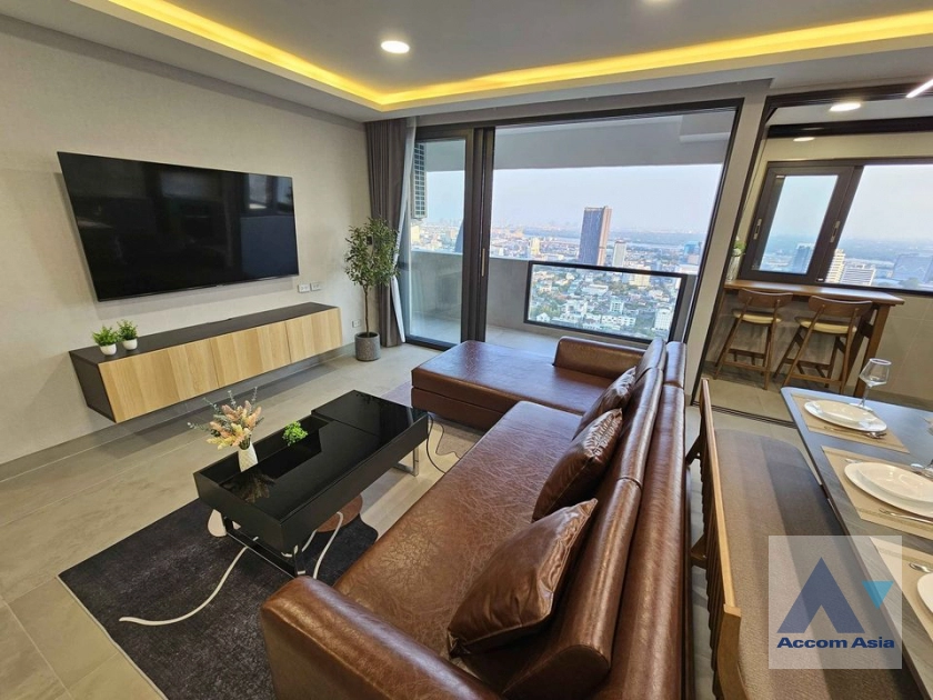  3 Bedrooms  Condominium For Rent & Sale in Sukhumvit, Bangkok  near BTS Phrom Phong (AA39925)