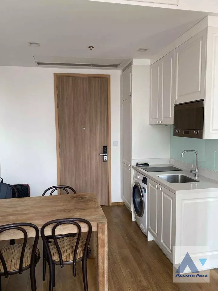 unit 1 Bedroom  Condominium For Rent in Sukhumvit, Bangkok  near BTS Phrom Phong (AA39932)