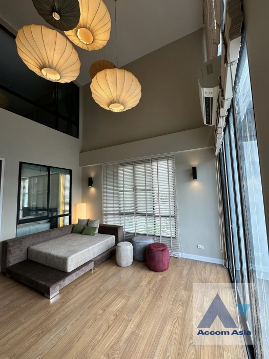 8  3 br House for rent and sale in Sukhumvit ,Bangkok BTS On Nut at Bless Town AA39939