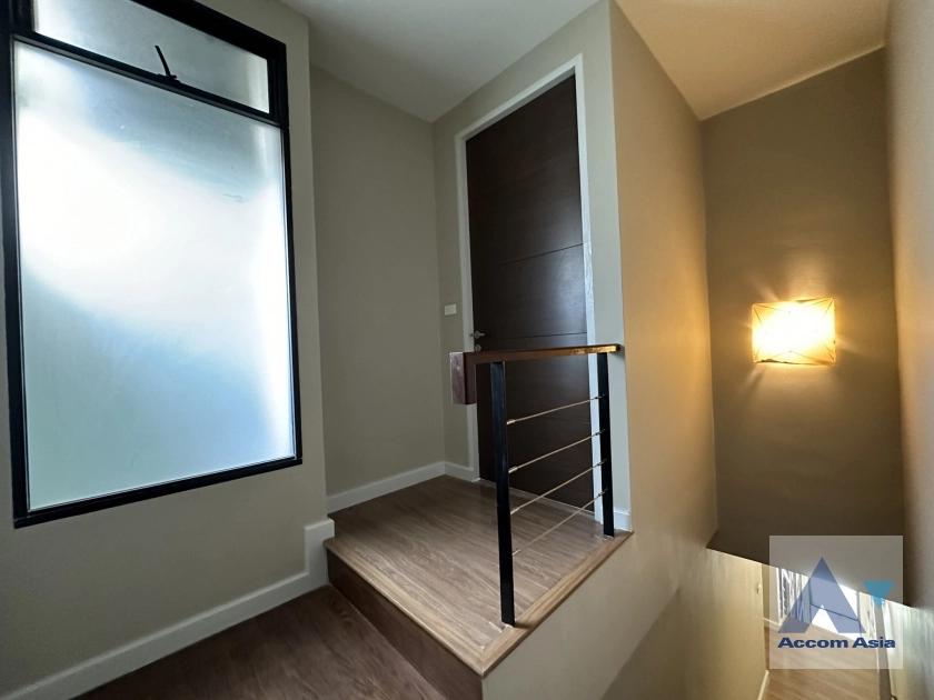 7  3 br House for rent and sale in Sukhumvit ,Bangkok BTS On Nut at Bless Town AA39939