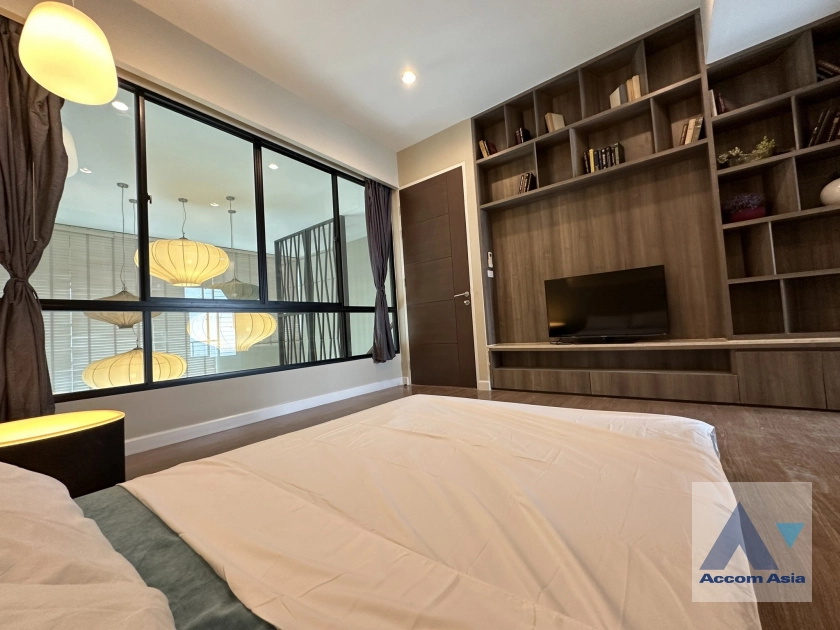 16  3 br House for rent and sale in Sukhumvit ,Bangkok BTS On Nut at Bless Town AA39939