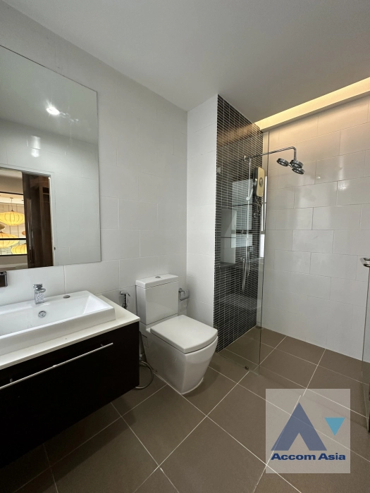 23  3 br House for rent and sale in Sukhumvit ,Bangkok BTS On Nut at Bless Town AA39939
