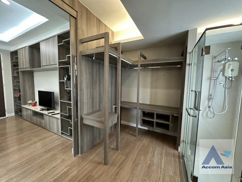 24  3 br House for rent and sale in Sukhumvit ,Bangkok BTS On Nut at Bless Town AA39939