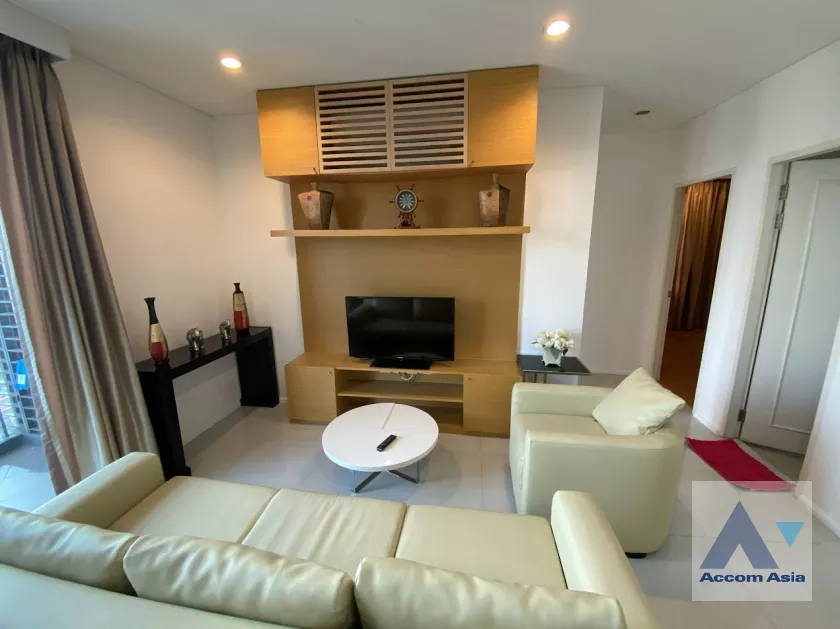  2 Bedrooms  Condominium For Rent in Phaholyothin, Bangkok  near MRT Phetchaburi - ARL Makkasan (AA39941)