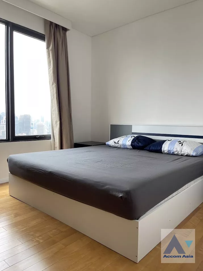 5  2 br Condominium For Rent in Phaholyothin ,Bangkok MRT Phetchaburi - ARL Makkasan at Villa Asoke AA39941