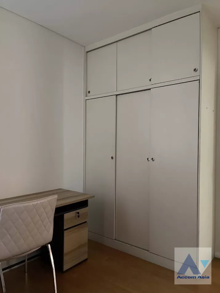 10  2 br Condominium For Rent in Phaholyothin ,Bangkok MRT Phetchaburi - ARL Makkasan at Villa Asoke AA39941