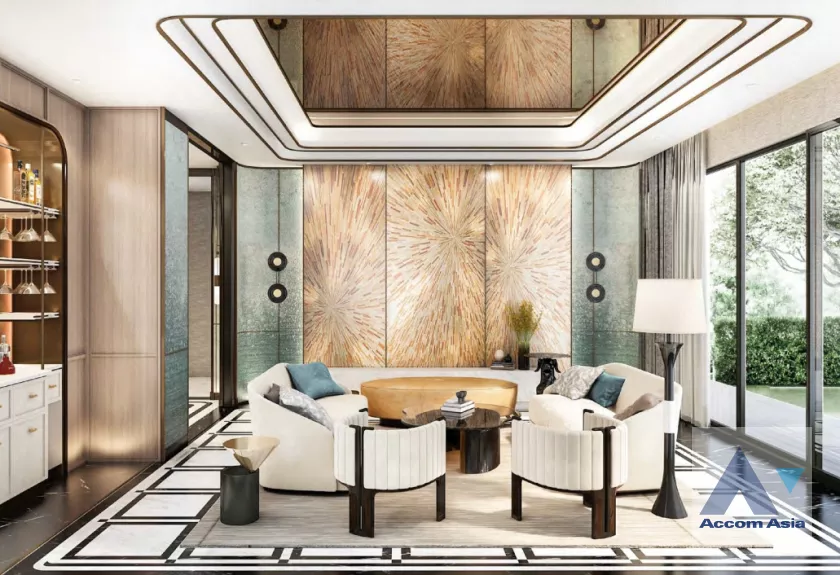 unit 4 Bedrooms  House For Sale in Sukhumvit, Bangkok  near BTS Phrom Phong - MRT Phetchaburi (AA39945)