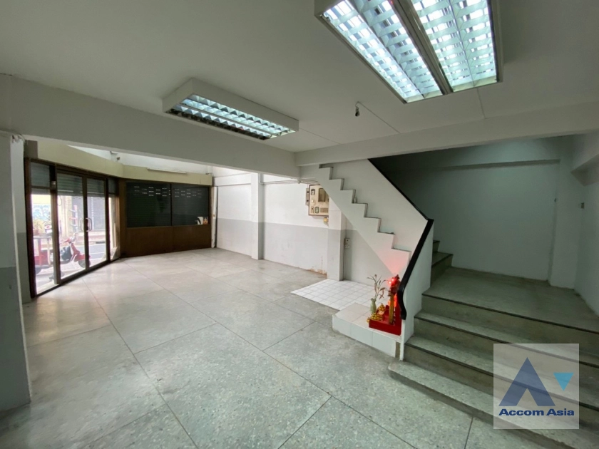 1  Shophouse For Rent in Silom ,Bangkok  AA39950