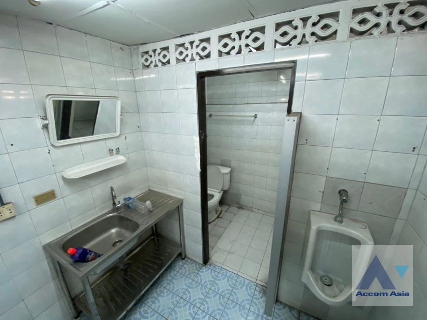 24  Shophouse For Rent in Silom ,Bangkok  AA39950