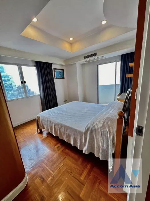 7  2 br Condominium For Rent in Ploenchit ,Bangkok BTS Ploenchit at Witthayu Complex AA39957