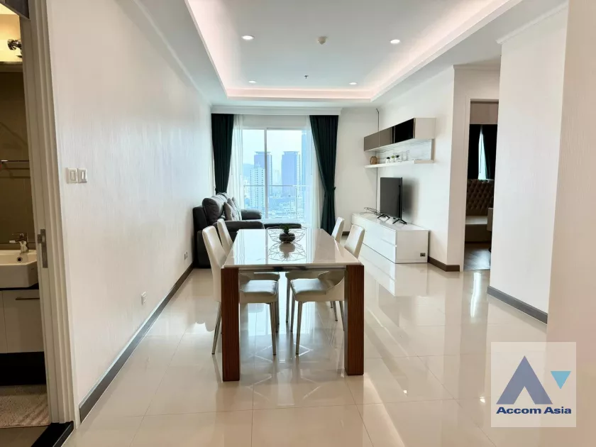  2 Bedrooms  Condominium For Sale in Phaholyothin, Bangkok  near BTS Victory Monument (AA39962)