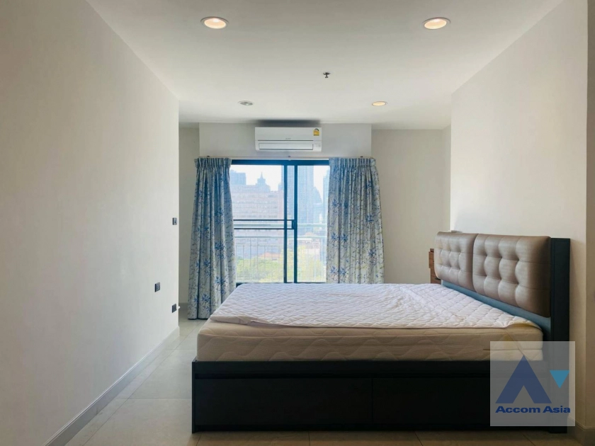 9  2 br Condominium For Rent in Sukhumvit ,Bangkok BTS Nana at Liberty Park 2 AA39966