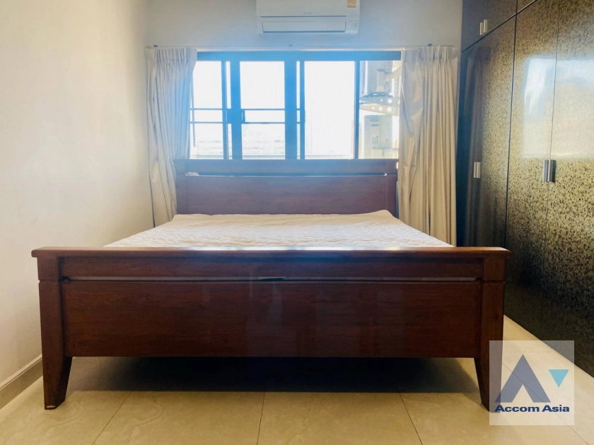 12  2 br Condominium For Rent in Sukhumvit ,Bangkok BTS Nana at Liberty Park 2 AA39966