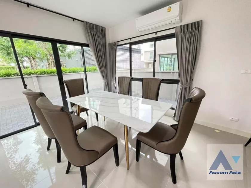 Fully Furnished |  4 Bedrooms  Townhouse For Rent in Latkrabang, Bangkok  (AA39972)