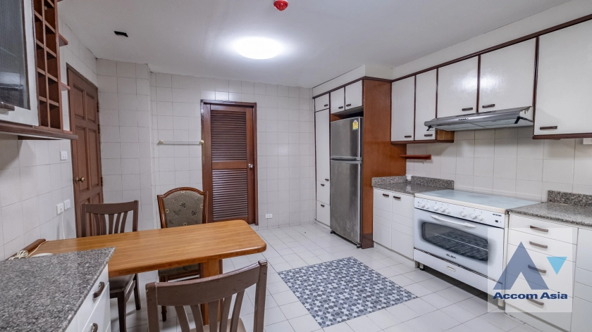 7  3 br Apartment for rent and sale in Sukhumvit ,Bangkok BTS Asok - MRT Sukhumvit at Family-Friendly 360 SQ.M. Residence Near Terminal 21 AA39977