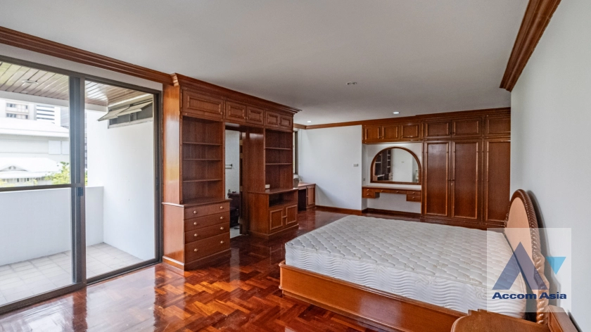 16  3 br Apartment for rent and sale in Sukhumvit ,Bangkok BTS Asok - MRT Sukhumvit at Family-Friendly 360 SQ.M. Residence Near Terminal 21 AA39977