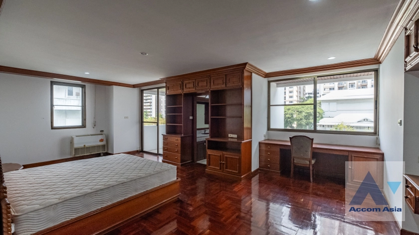 15  3 br Apartment for rent and sale in Sukhumvit ,Bangkok BTS Asok - MRT Sukhumvit at Family-Friendly 360 SQ.M. Residence Near Terminal 21 AA39977