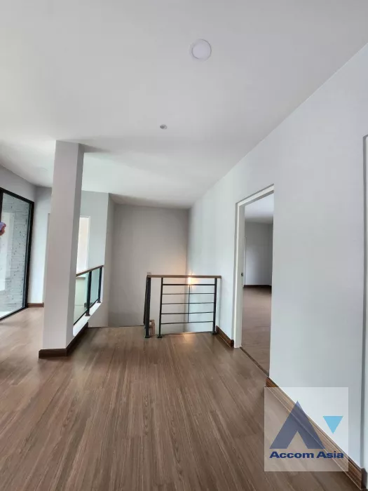 8  4 br House For Sale in Phaholyothin ,Bangkok  at The City Ramintra 2  AA39983